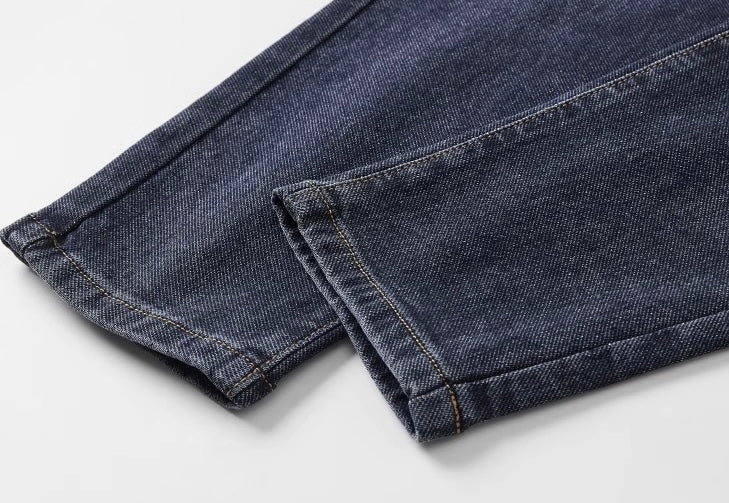 Urban Comfort - Die Perfekte Jeans für Jeden Tag