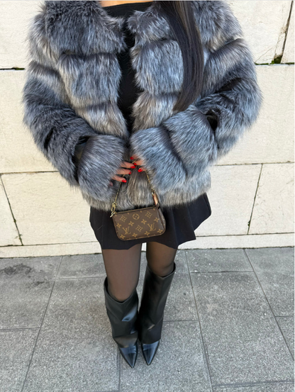 Ferné Elegant Fur Jacket