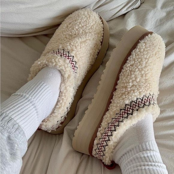 Ferné Cozy Fluffy Slipper